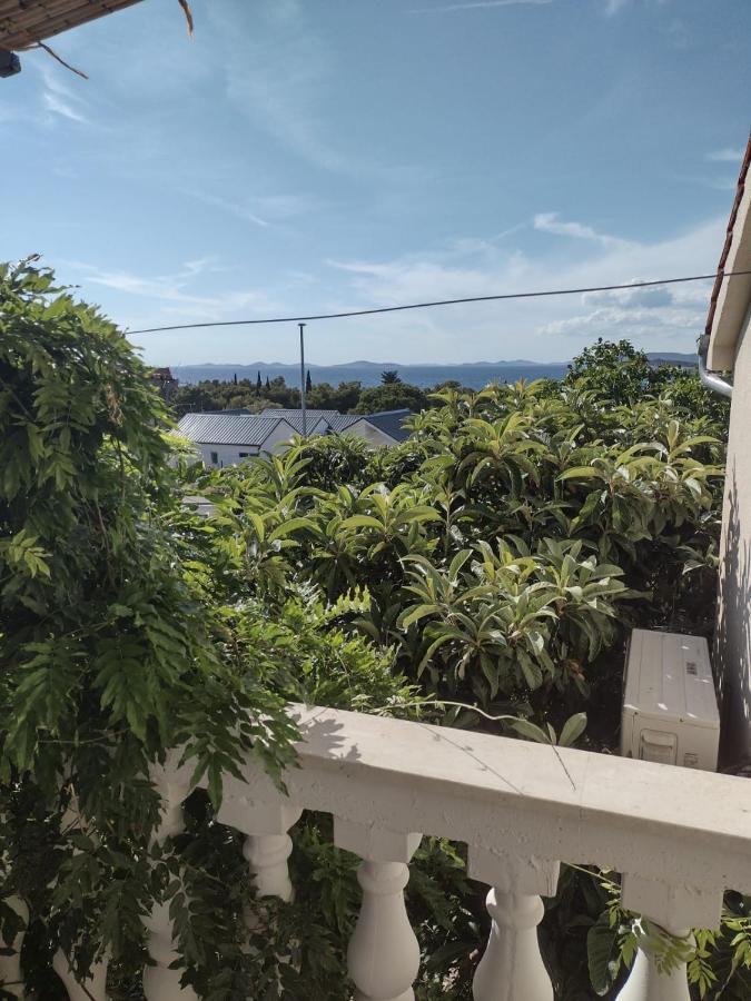 Apartmani Zmiric プリモシュテン エクステリア 写真